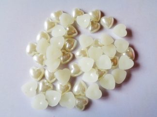 50 x 10mm Pearl Hearts Ivory
